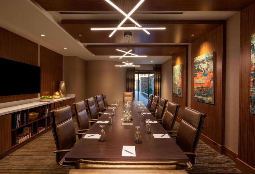 فندق The Westin Chattanooga