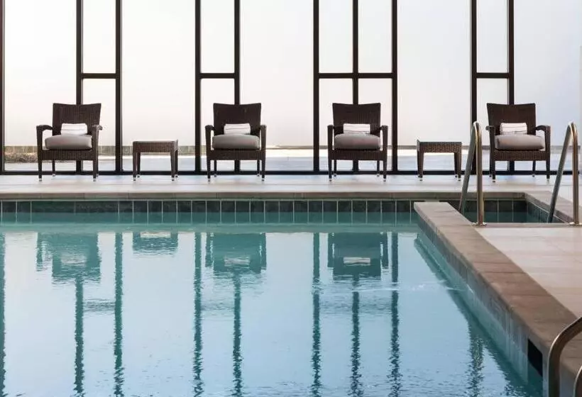 هتل The Westin Jackson