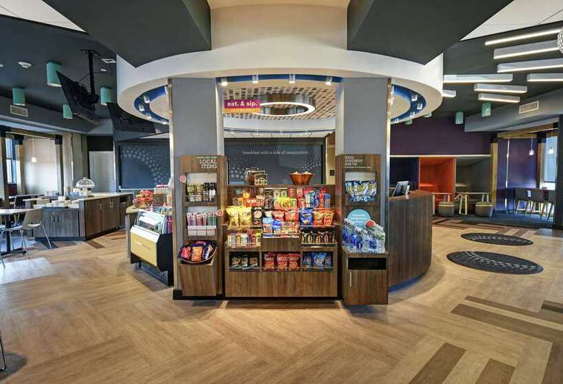 בית מלון כפרי Tru By Hilton Portland Airport Area