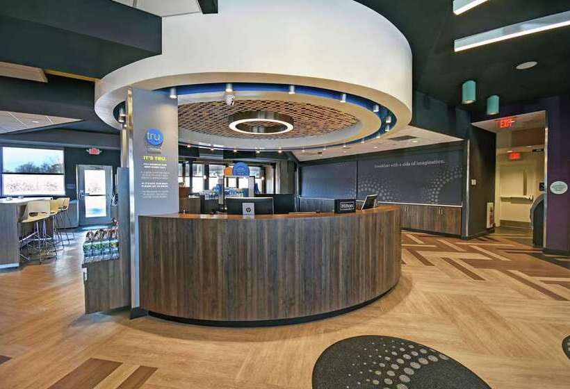 בית מלון כפרי Tru By Hilton Portland Airport Area