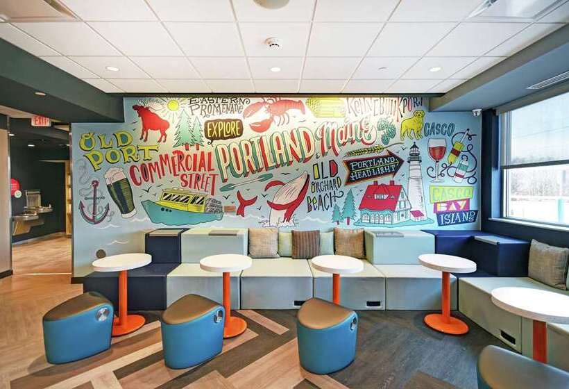 בית מלון כפרי Tru By Hilton Portland Airport Area