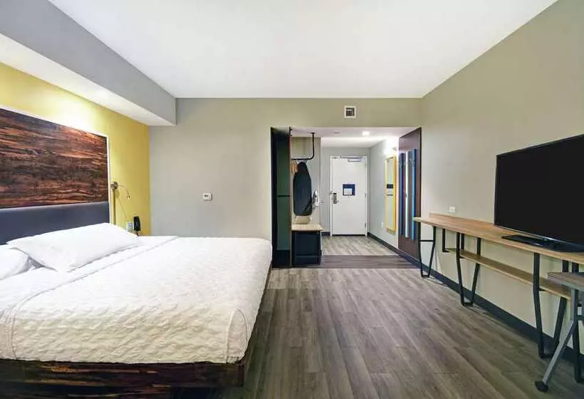 ホテル Tru By Hilton Portland Airport Area