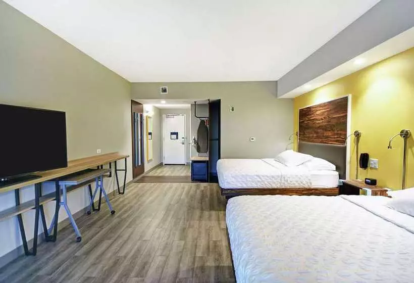 ホテル Tru By Hilton Portland Airport Area