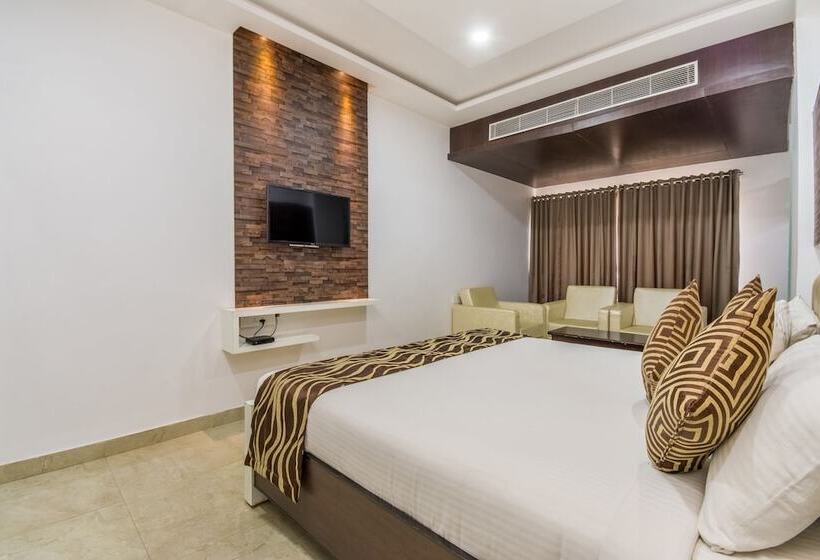 فندق V Royal Park