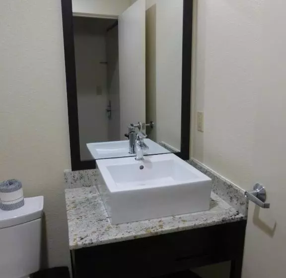 モーテル Red Roof Inn Hayward