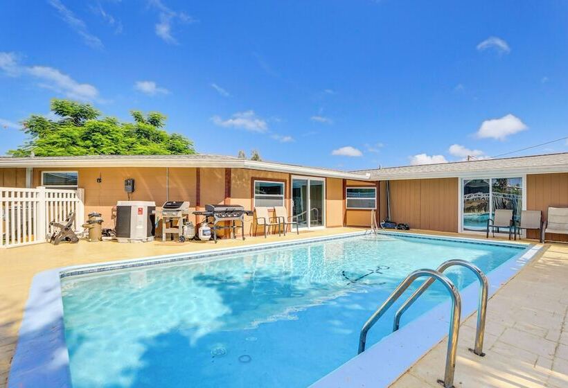 Peaceful Port Charlotte Home W/ Private Pool!