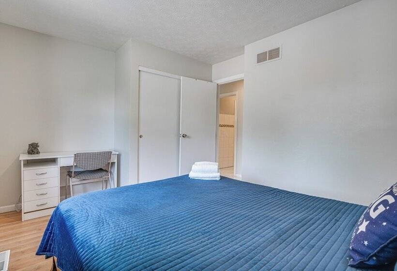 Reynoldsburg Home W/ Patio ~ 11 Mi To Columbus!