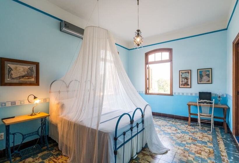 تختخواب و صبحانه La Rosa De Ortega