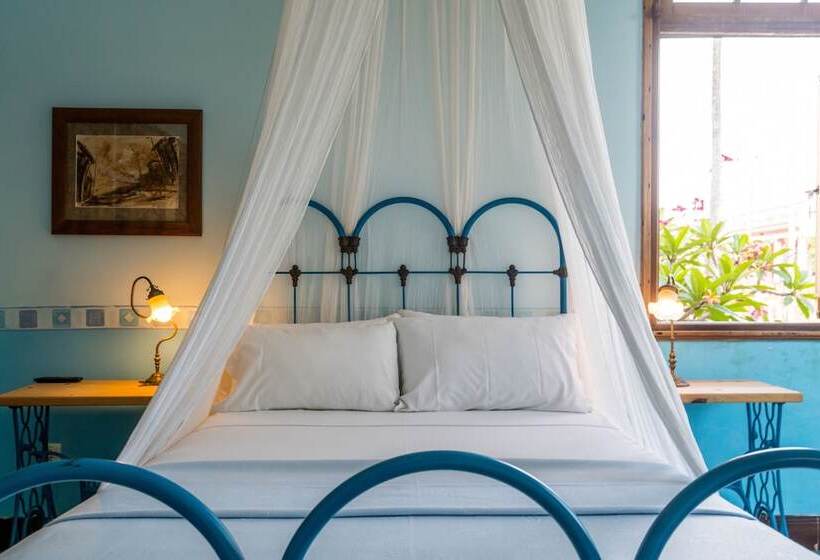 تختخواب و صبحانه La Rosa De Ortega