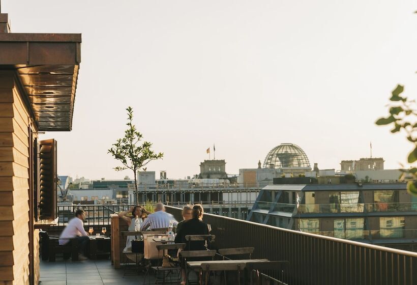 هتل Château Royal Berlin