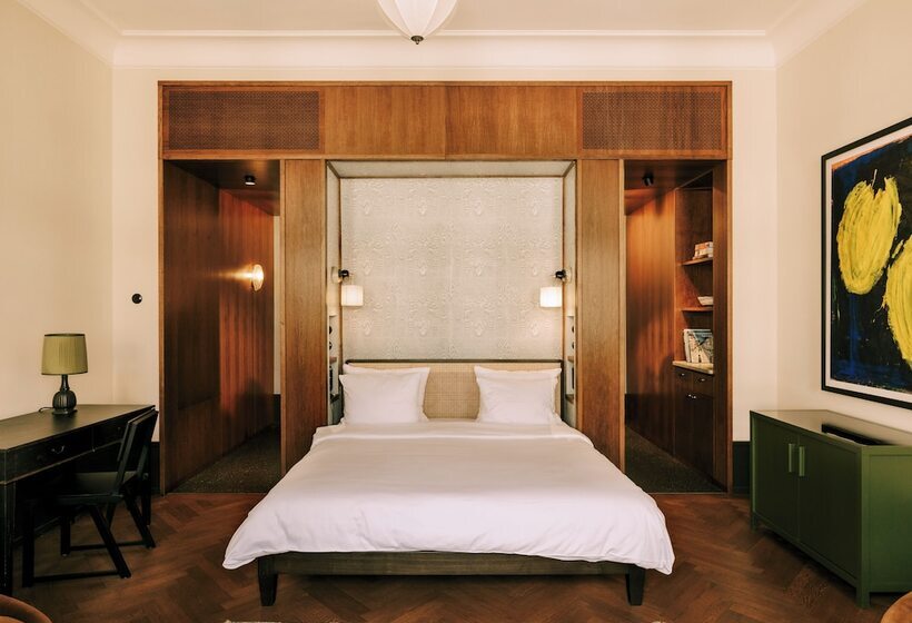 هتل Château Royal Berlin