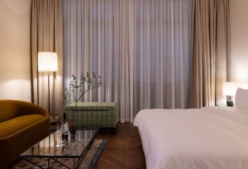 هتل Château Royal Berlin