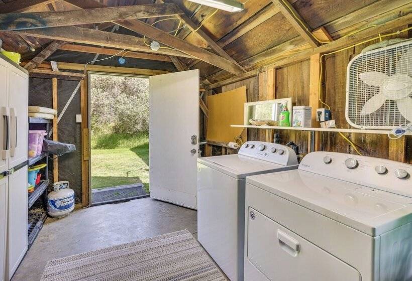 2 Blocks To Beach: Dog Friendly Oceano Cottage