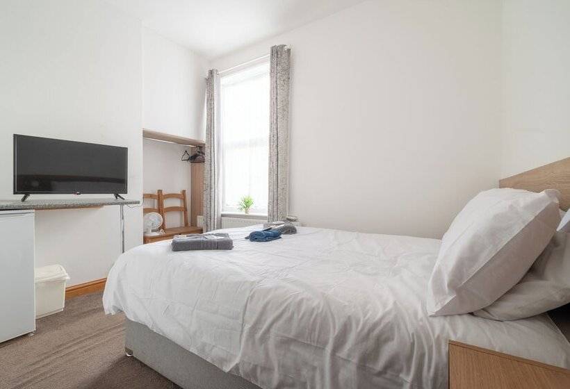 هتل Moonside Rooms