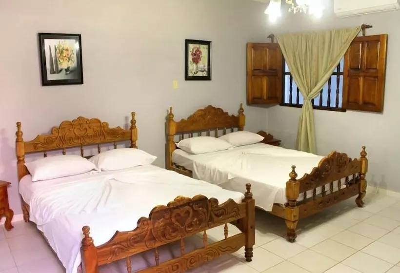 پانسیون Hostal Paraiso
