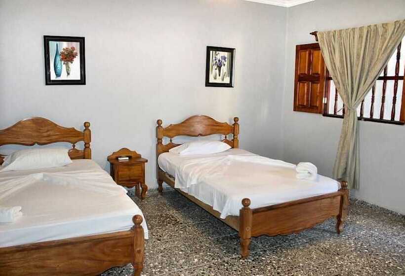 Majatalo Hostal Paraiso