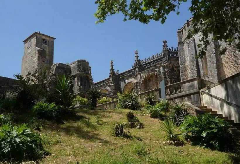 ペンション Chateau Batalha