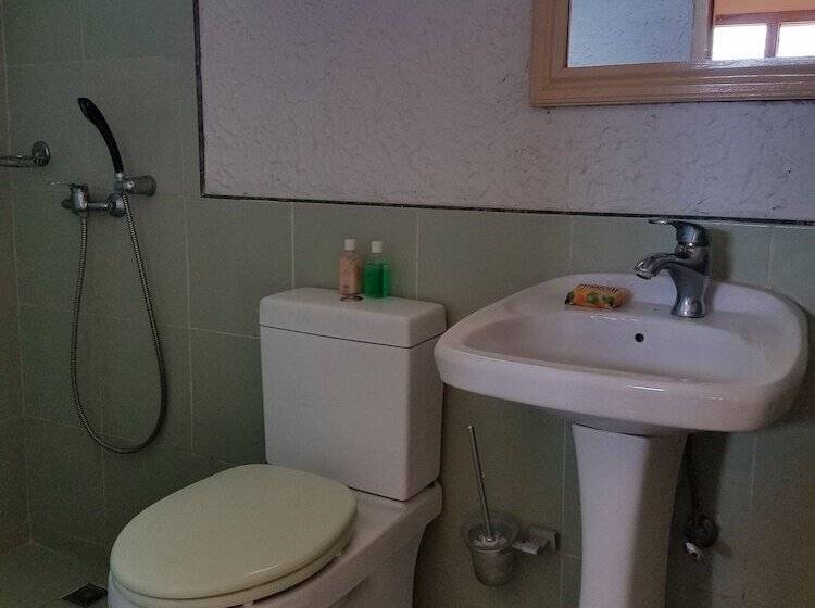 پانسیون Hostal Casa Mia