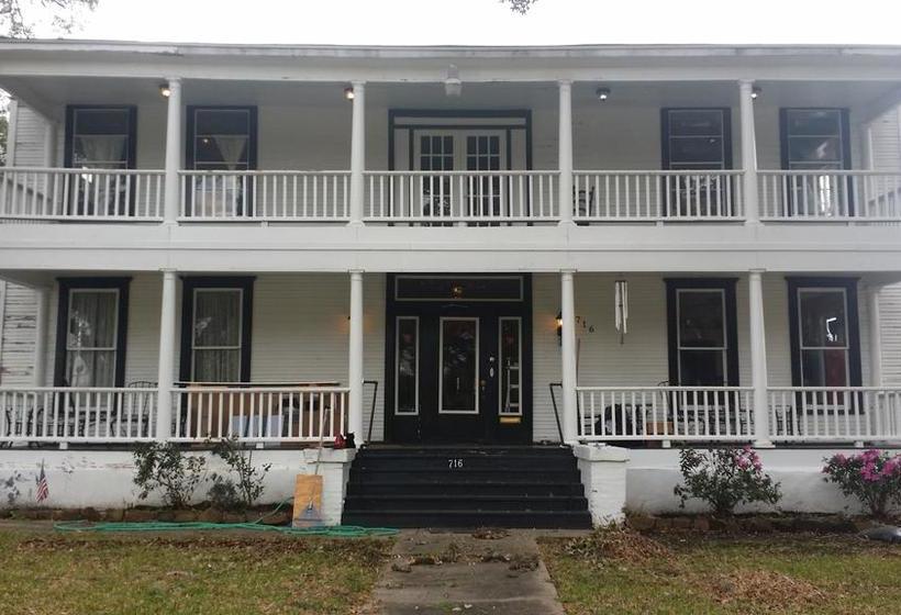 مبيت وإفطار The Graceful Inn