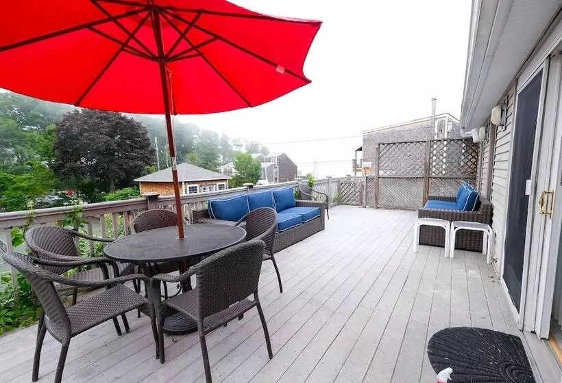 Hotelli Aspinquid Resort