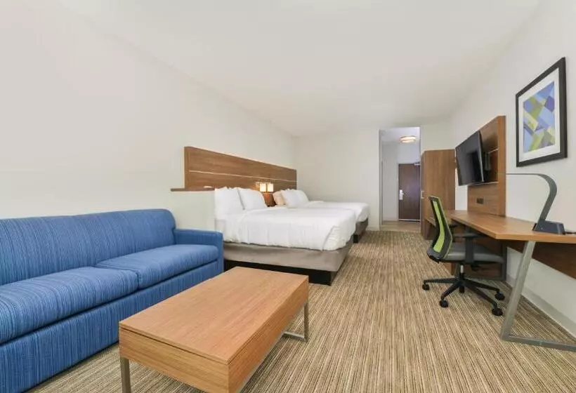 هتل Holiday Inn Express & Suites   Chadron, An Ihg