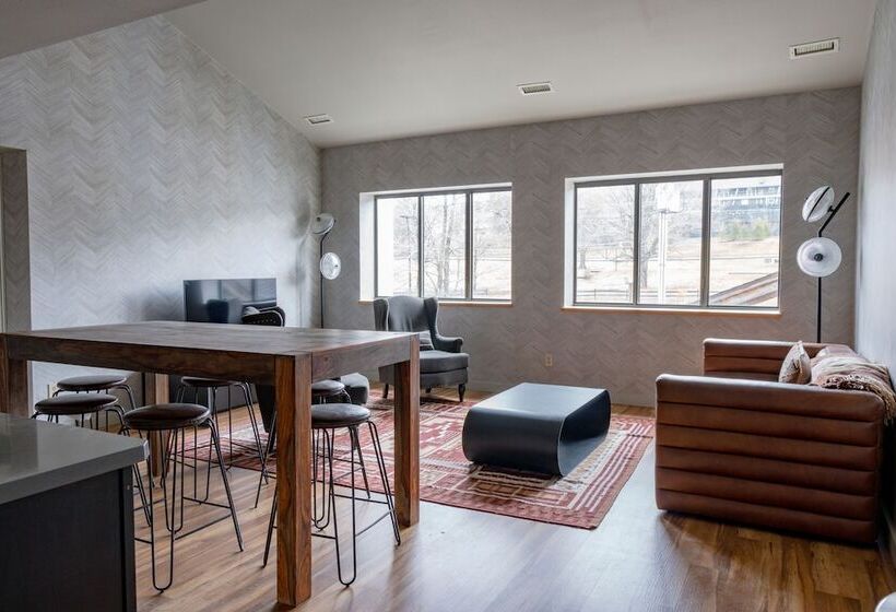 ホテル Hunter Lodge, A Bluebird By Lark