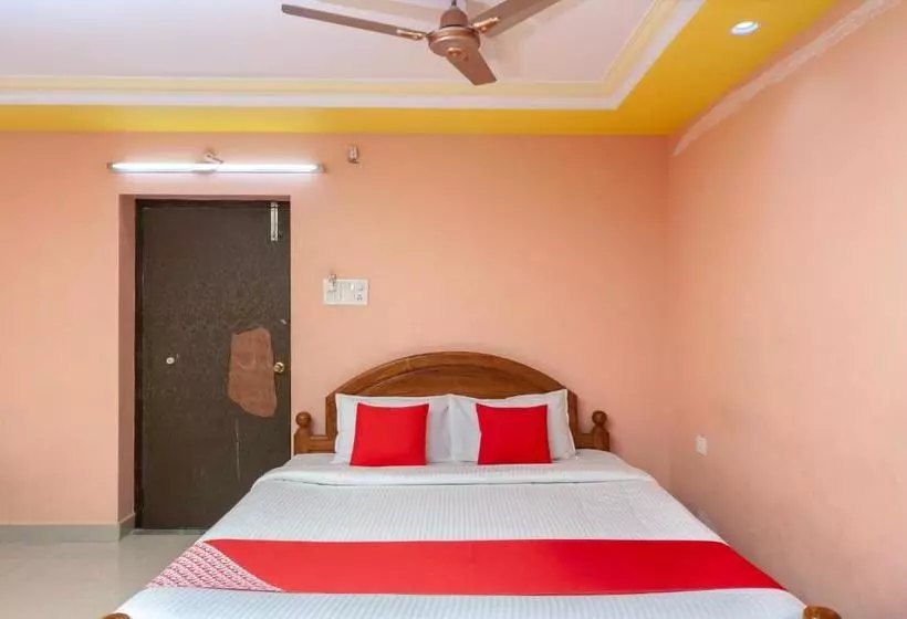 ホテル Palar Residency