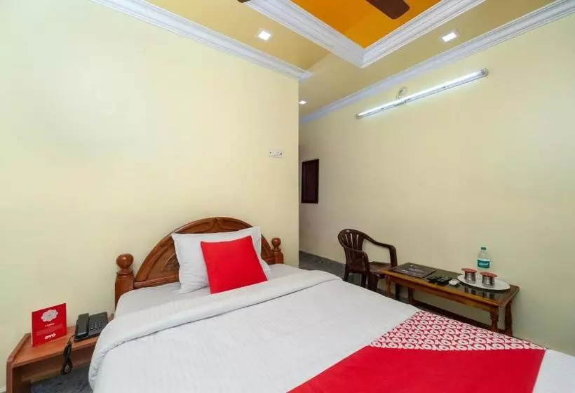 ホテル Palar Residency