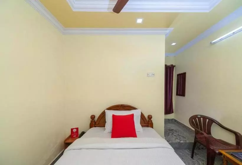 ホテル Palar Residency