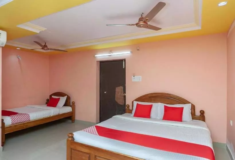 ホテル Palar Residency