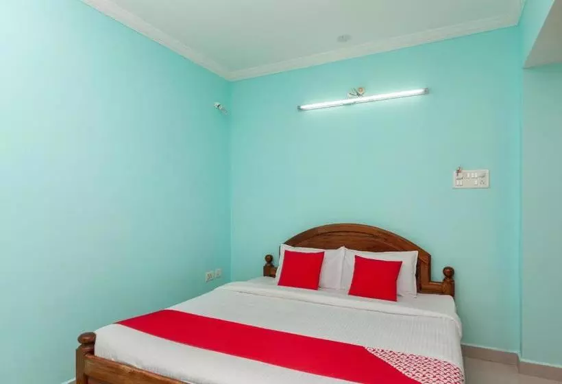 ホテル Palar Residency