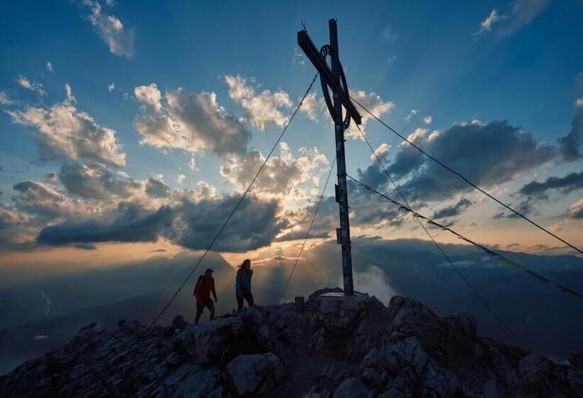 בית מלון כפרי Zomm In Seefeld