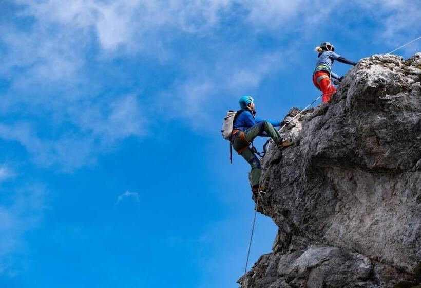 בית מלון כפרי Zomm In Seefeld