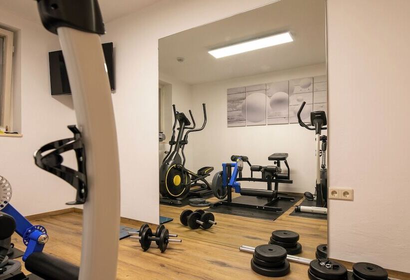 בית מלון כפרי Zomm In Seefeld