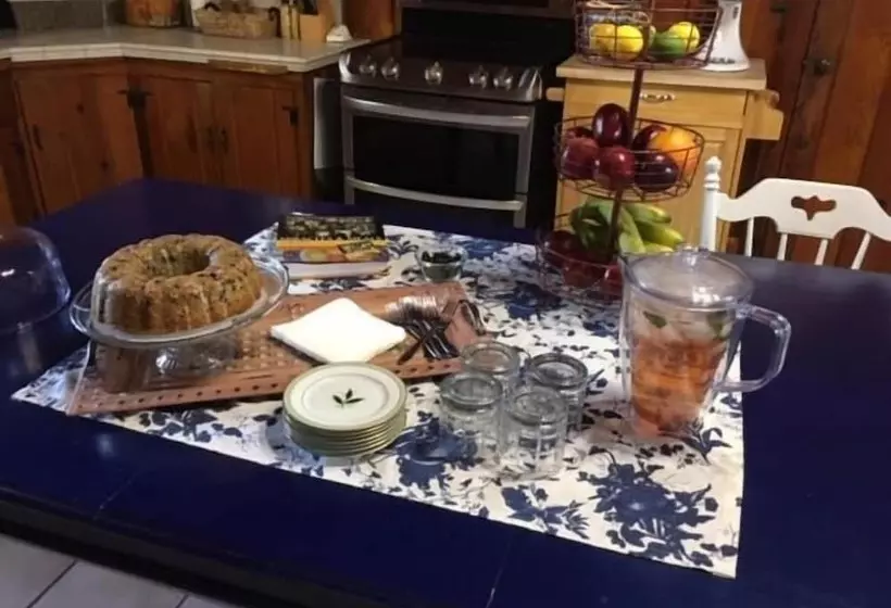 Live Oak B&b