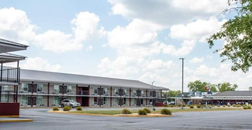 汽车旅馆 Econo Lodge