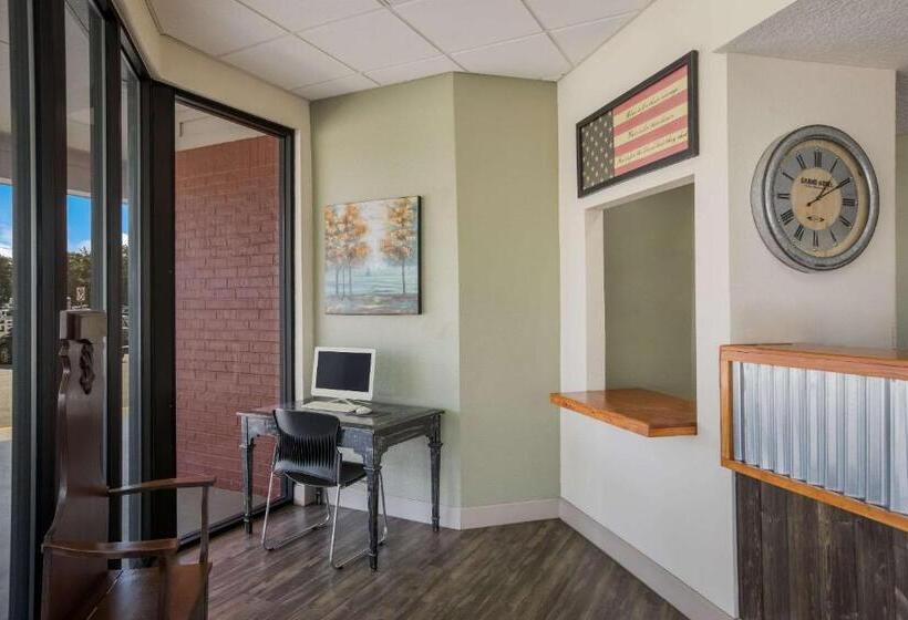 汽车旅馆 Econo Lodge