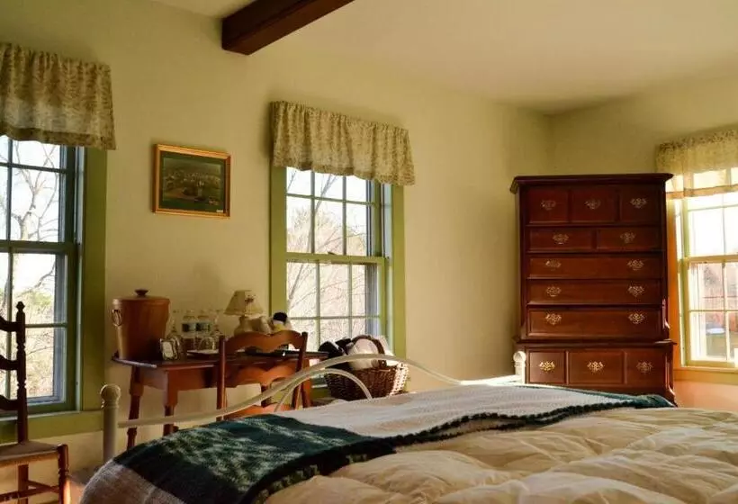 Timber Post Bed & Breakfast