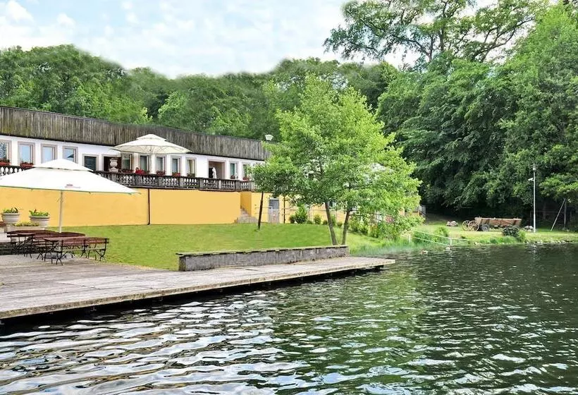 Hotelli Podzamcze - Schlosspension