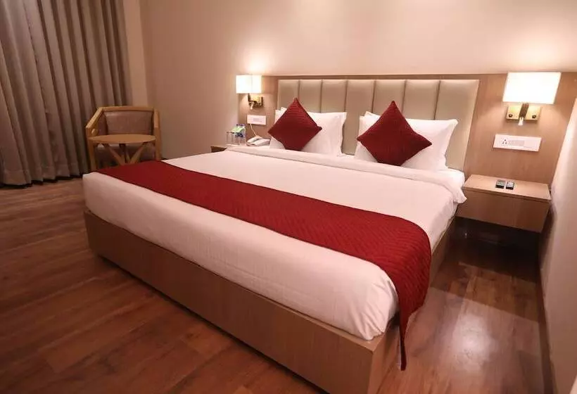 ホテル Surestay By Best Western Lucknow