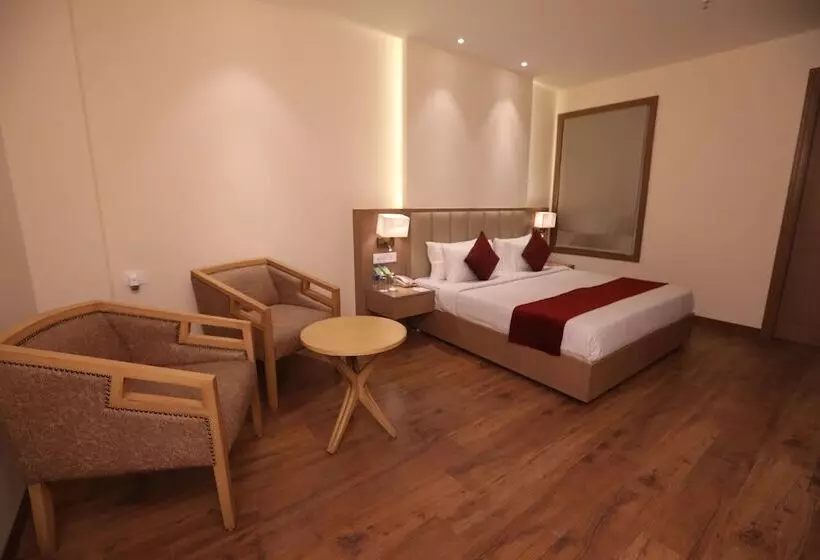 ホテル Surestay By Best Western Lucknow