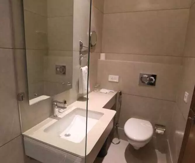 ホテル Surestay By Best Western Lucknow