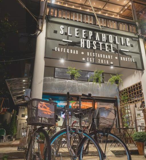 Sleepaholic Hostel