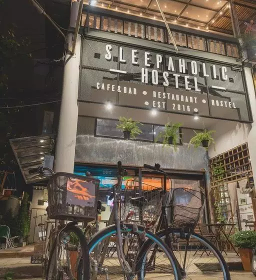 Sleepaholic Hostel