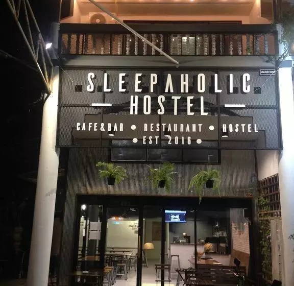 Sleepaholic Hostel