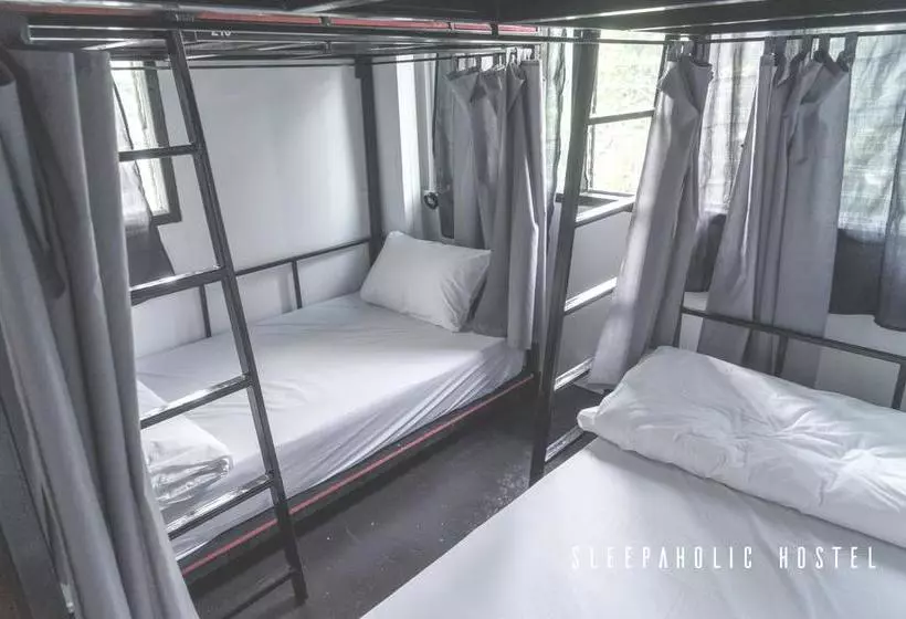 Sleepaholic Hostel