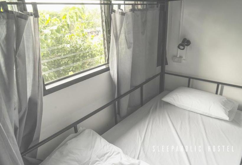 Sleepaholic Hostel