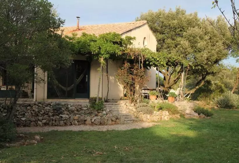 Aamiaismajoitus (B&B) Côté Chênes Verts   Chambres D Hôtes