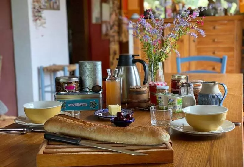 Aamiaismajoitus (B&B) Côté Chênes Verts   Chambres D Hôtes