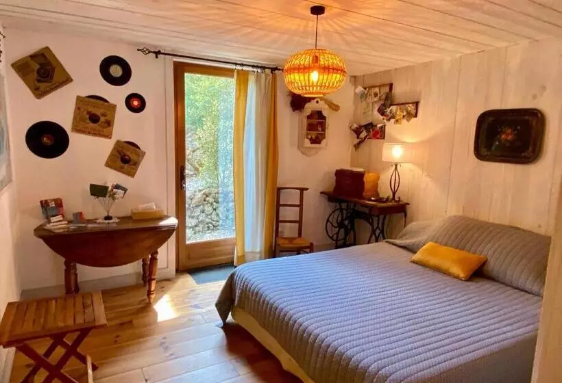 Aamiaismajoitus (B&B) Côté Chênes Verts   Chambres D Hôtes
